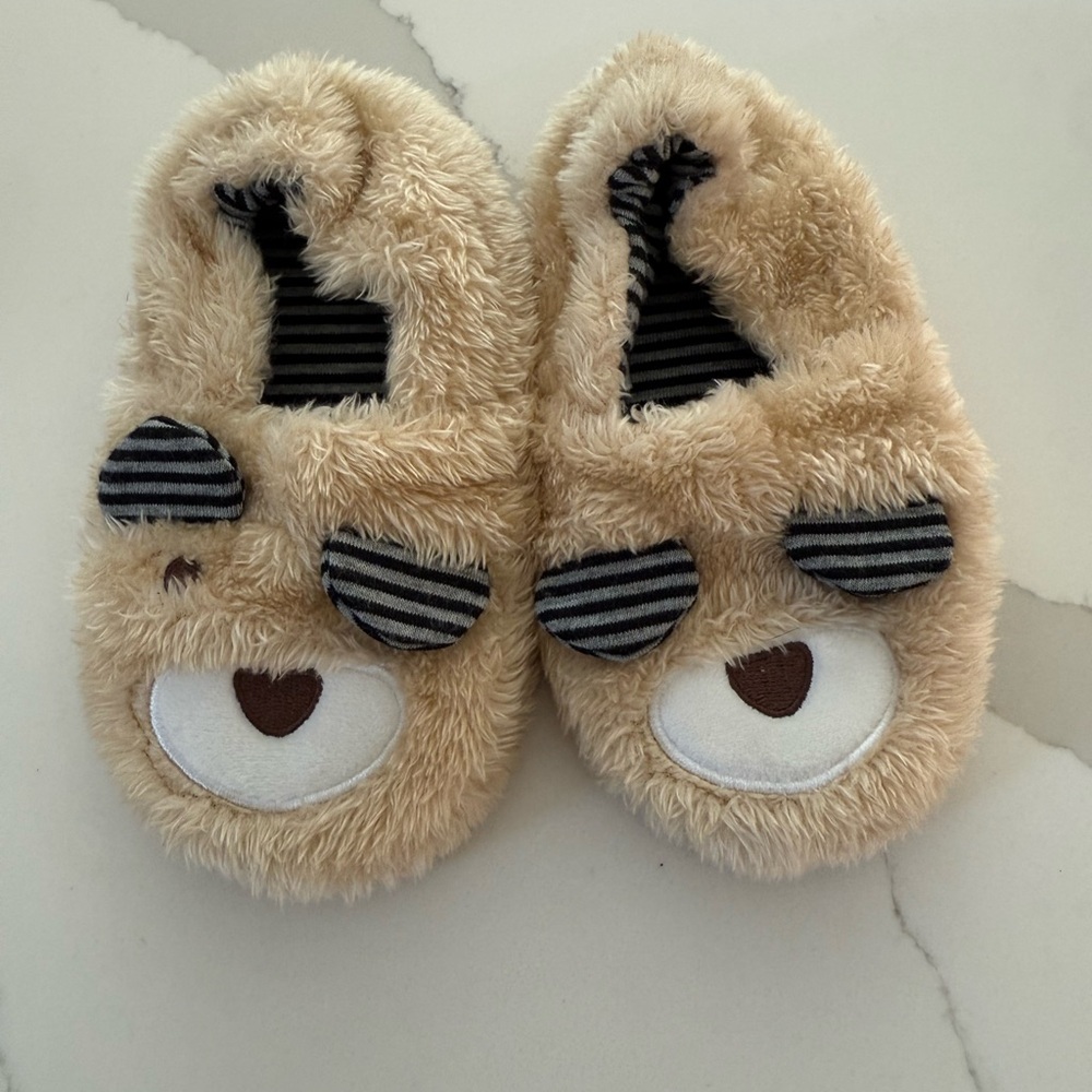 Toddler dog slipper size 7